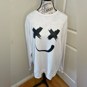 Smiley Face Crew Sweatshirt size XXL. SHEIN